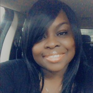 Meet your Posher, Nikisha